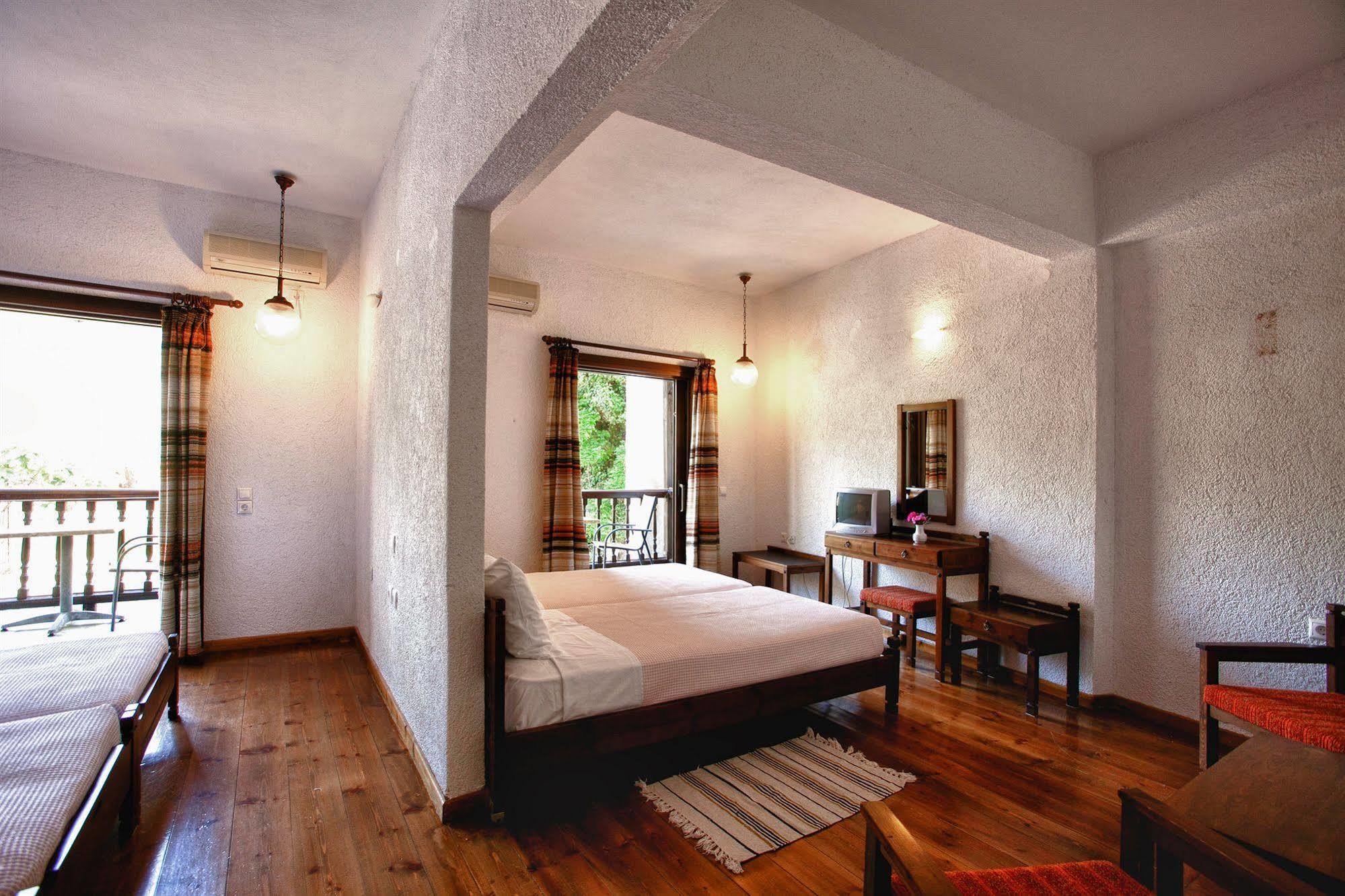 Hotel Prince Stafilos Skopelos Dış mekan fotoğraf